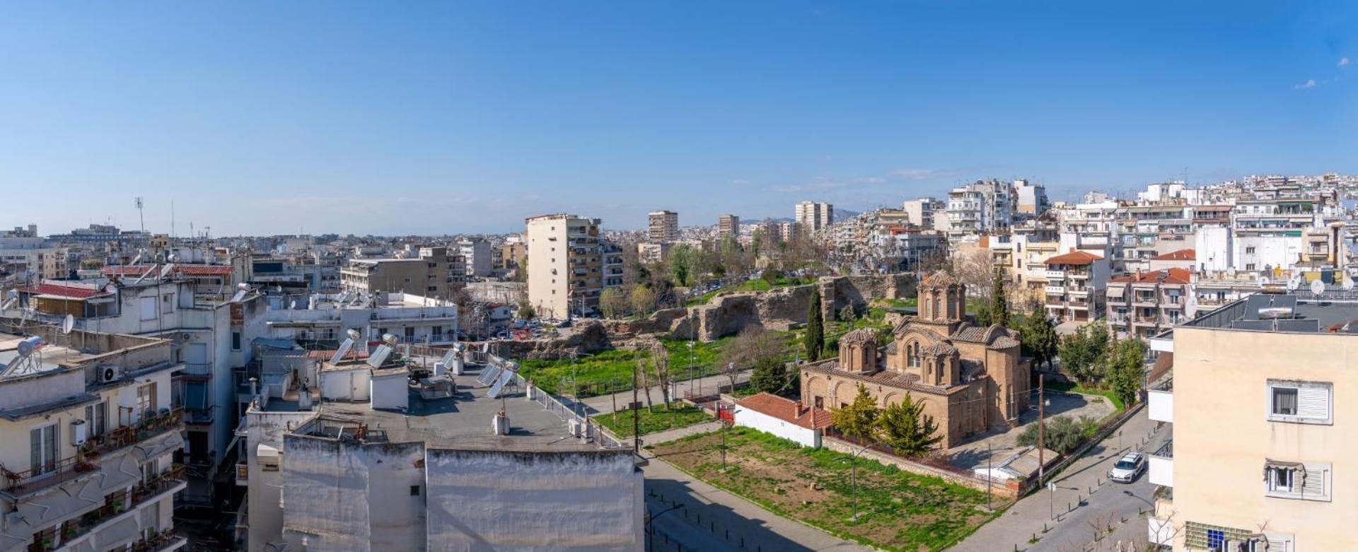 Kosmos Service Apartment Beautiful Studio 3 With Additional Cost Parking سالونيك المظهر الخارجي الصورة